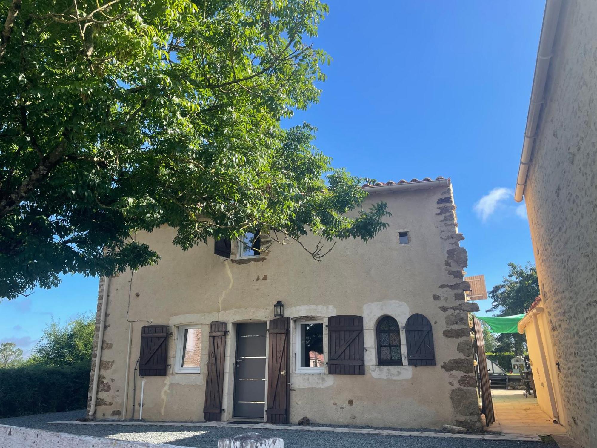 Ogite'85 La Chapelle-Themer Exterior photo
